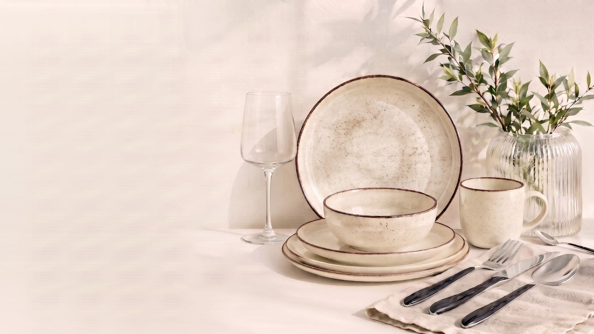 Vajilla y artículos de bazar Aston Home